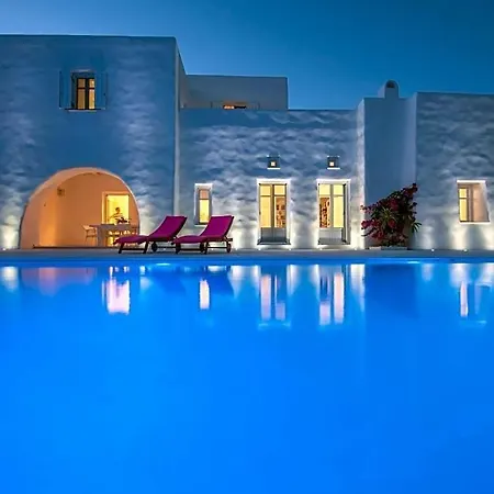 Villa Sleeps 10 Pool
